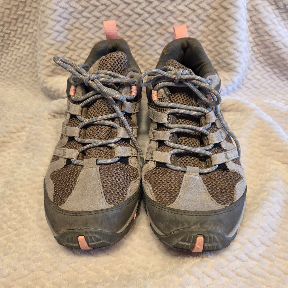 Merrell Women's Alverstone Low Top Hiking Trail Shoes, Size 9.5 Outdoors